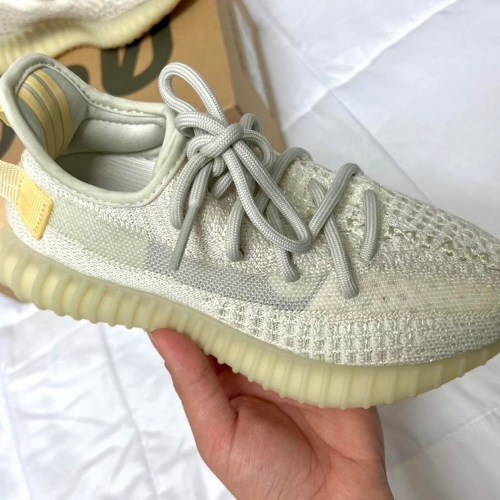 Yeezy Boost 350 V2 Light